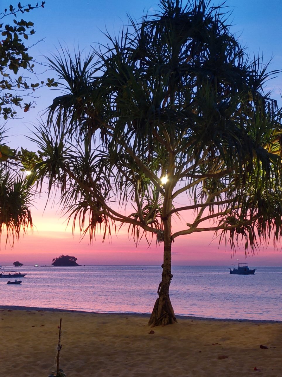 Nai Yang Beach ranta