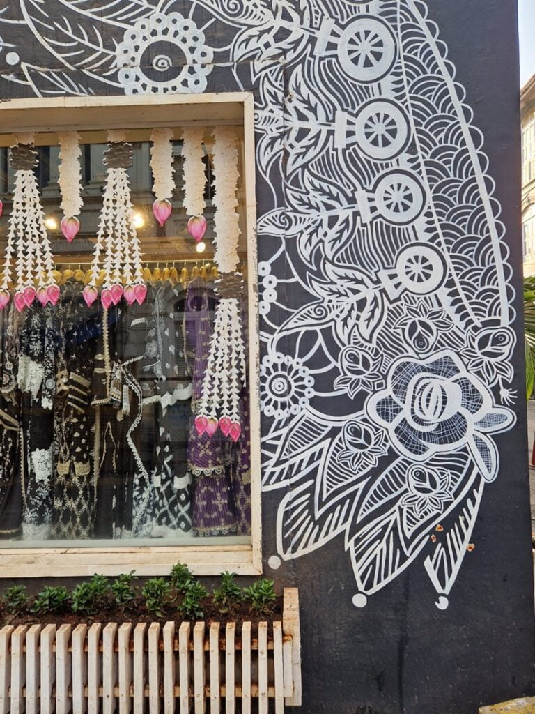 Hieno kuviointi seinässä Mumbai