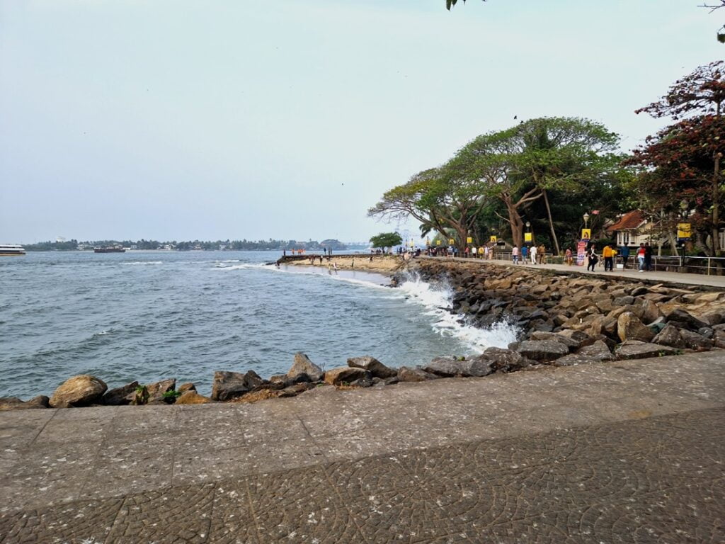 Fort Kochi Beach - Kohti avaraa maailmaa