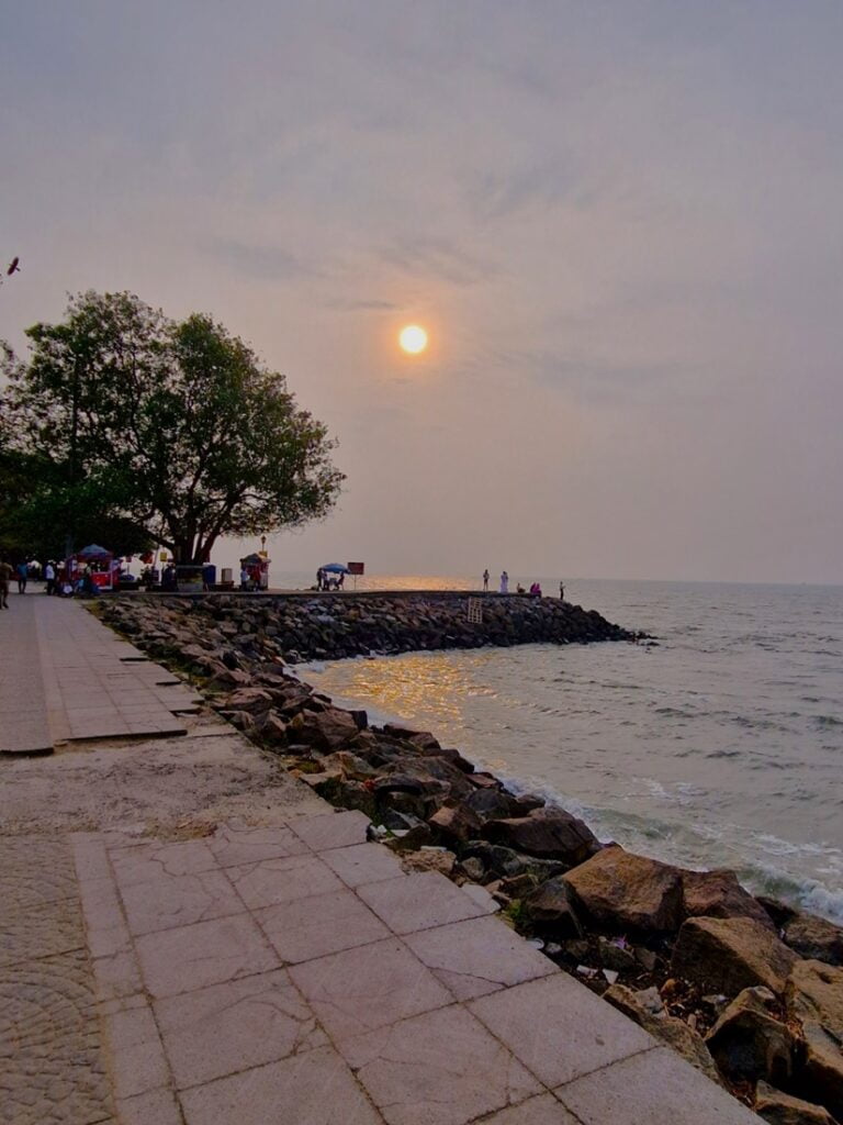 Fort Kochi Beach - Kohti avaraa maailmaa