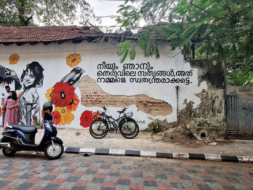 Fort Kochi - muraaleja ja graffiteja siirtomaa-ajan satamakaupungissa