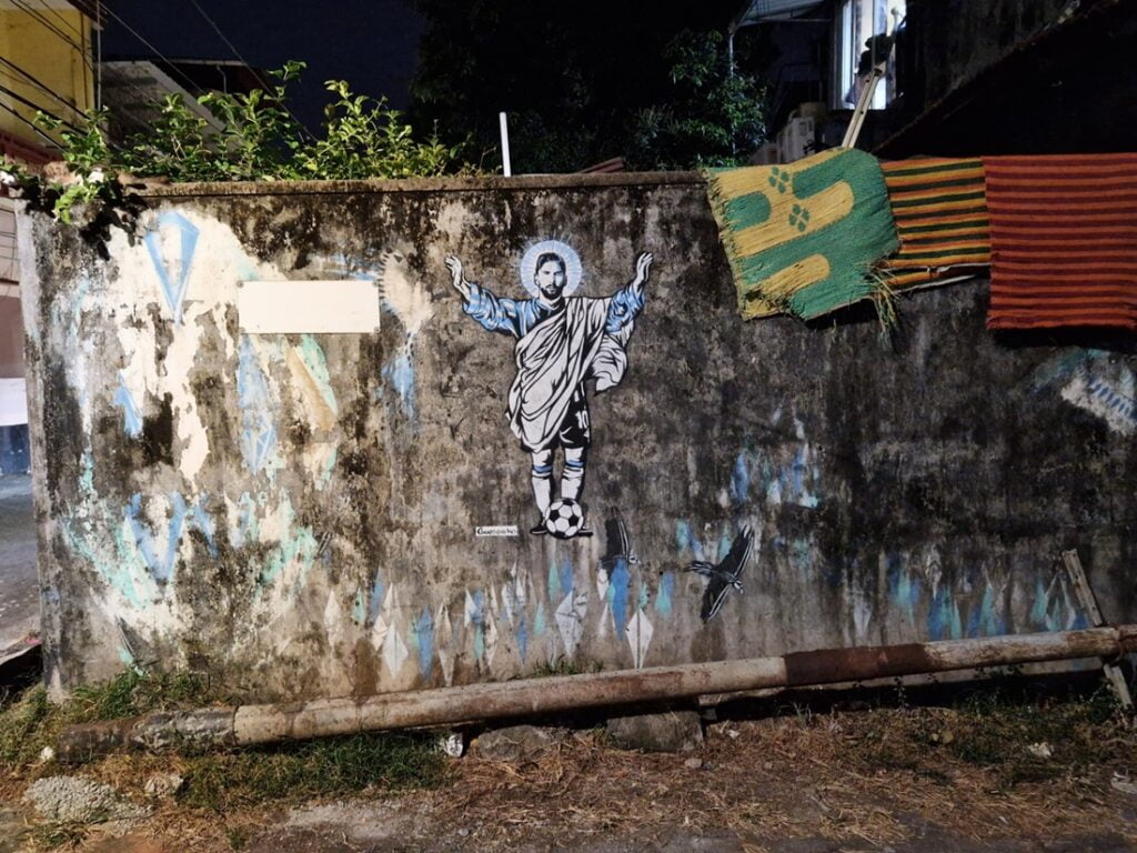 Fort Kochi - muraaleja ja graffiteja siirtomaa-ajan satamakaupungissa