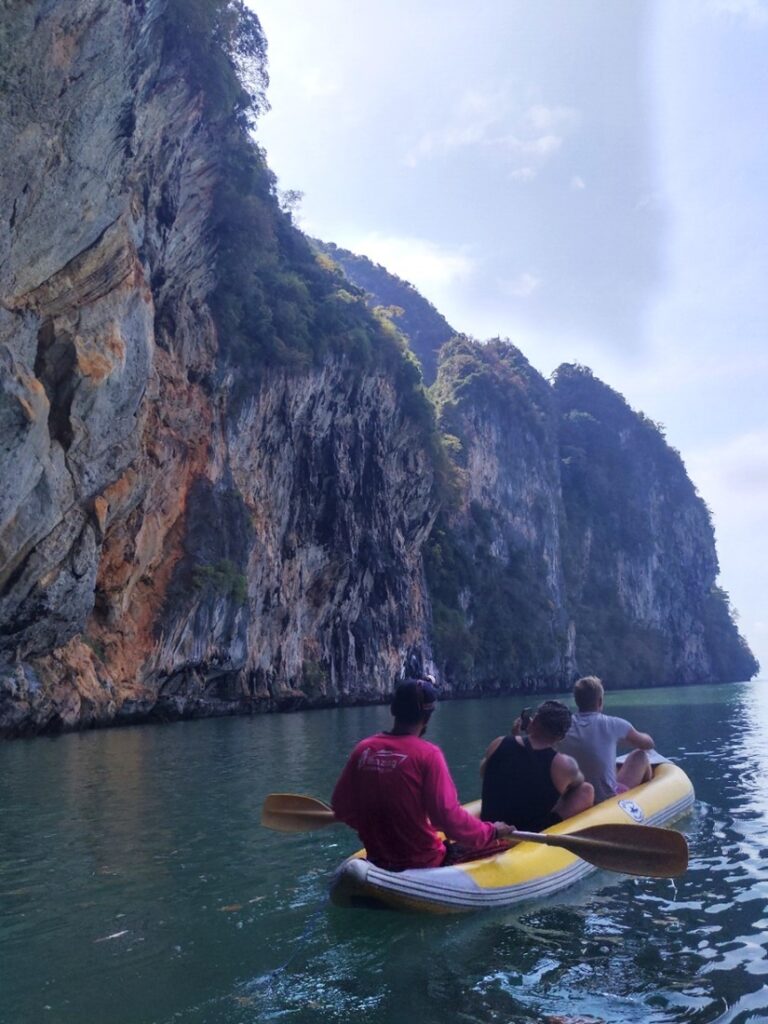 James Bond Island - retki viidelle saarelle Phuketissa