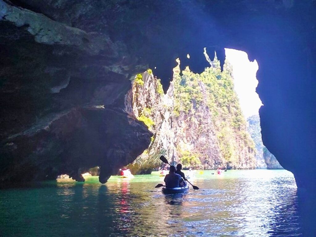 James Bond Island - retki viidelle saarelle Phuketissa