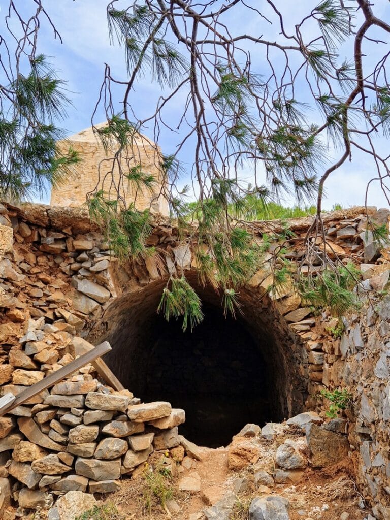 Karunkaunis Spinalonga Kreetalla