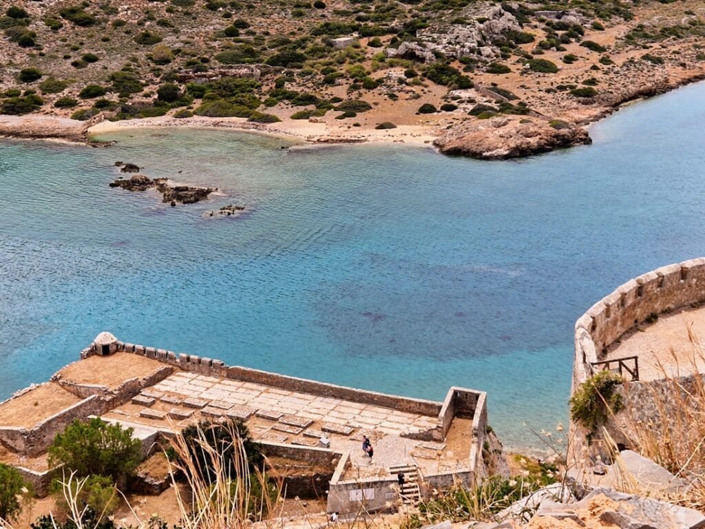 Spinalonga - Kohti avaraa maailmaa