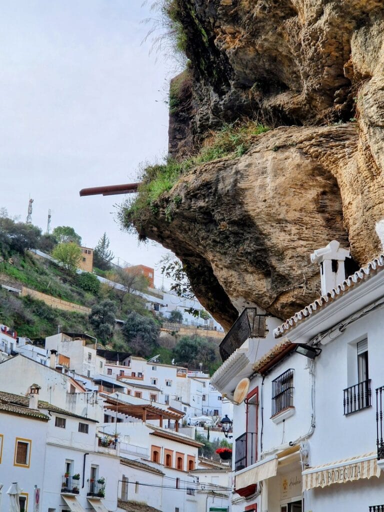 Setenil de las Bodegas - Kohti avaraa maailmaa