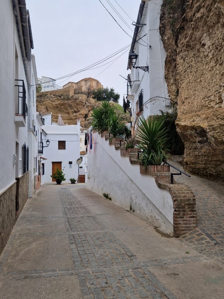 Setenil de las Bodegas - Kohti avaraa maailmaa