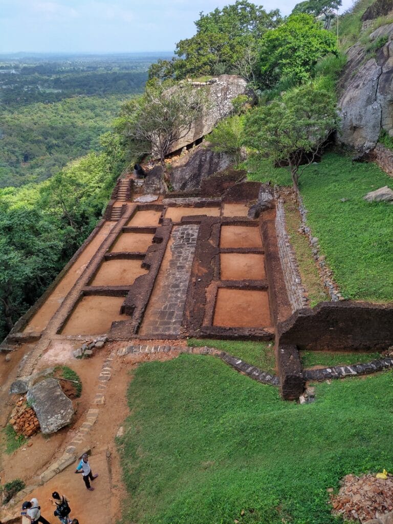 Sigiriya - Kohti avaraa maailmaa