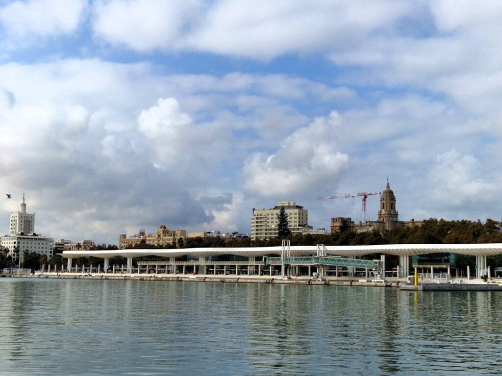 Muelle Uno Málaga - Kohti avaraa maailmaa