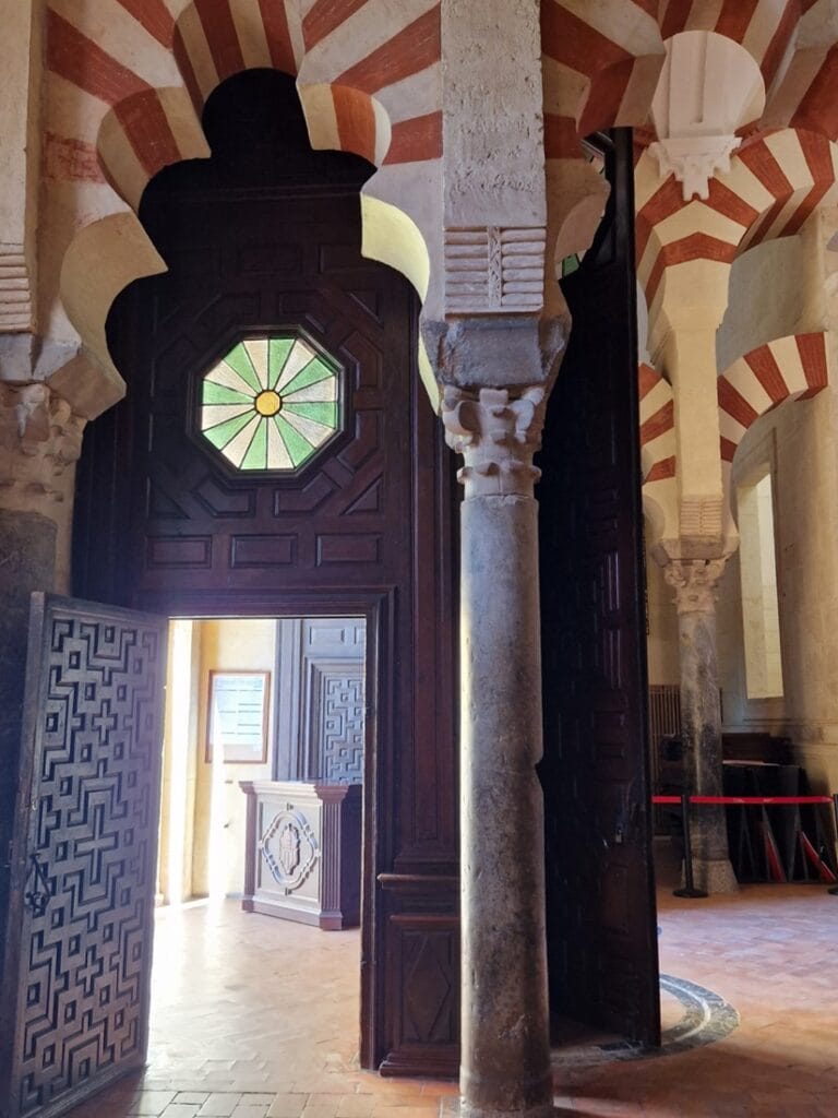 Mezquita - Kohti avaraa maailmaa