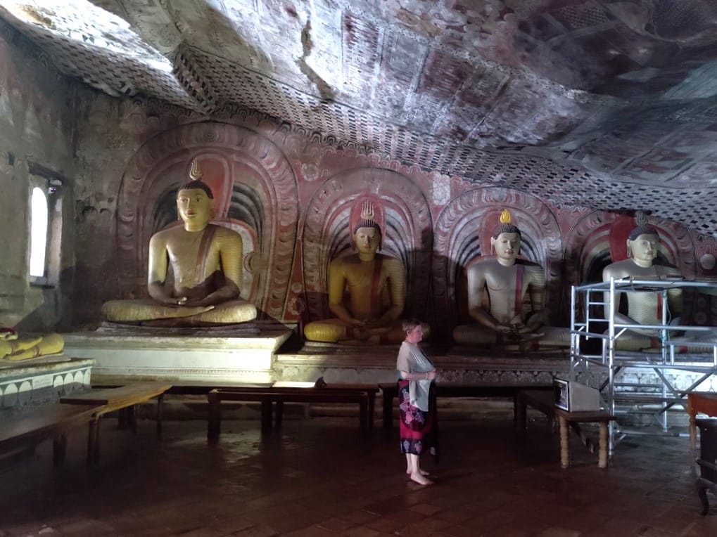Dambulla - Kohti avaraa maailmaa