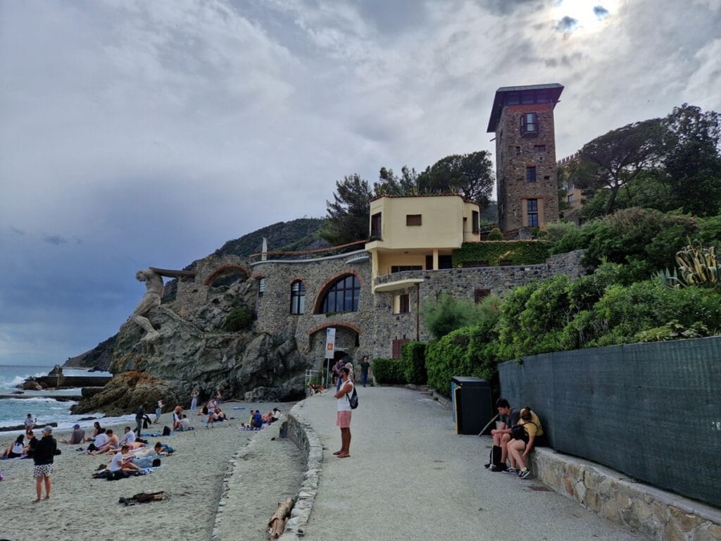 Monterosso - Kohti avaraa maailmaa