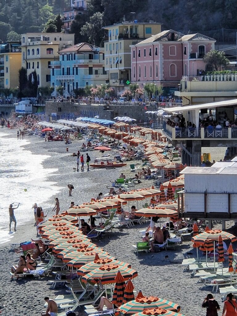 Monterosso Cinque Terre - Kohti avaraa maailmaa