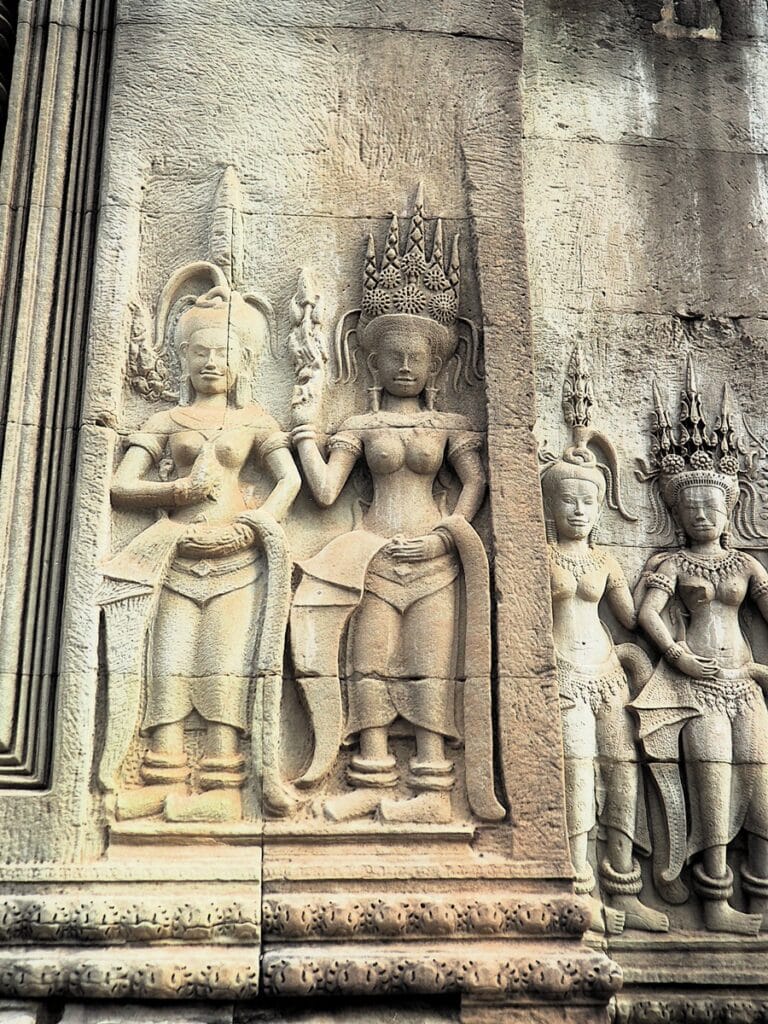Angkor Wat - Kohti avaraa maailmaa