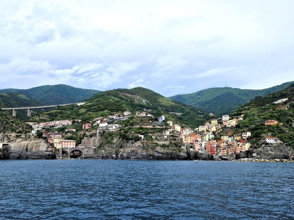 Riomaggiore - Kohti avaraa maailmaa