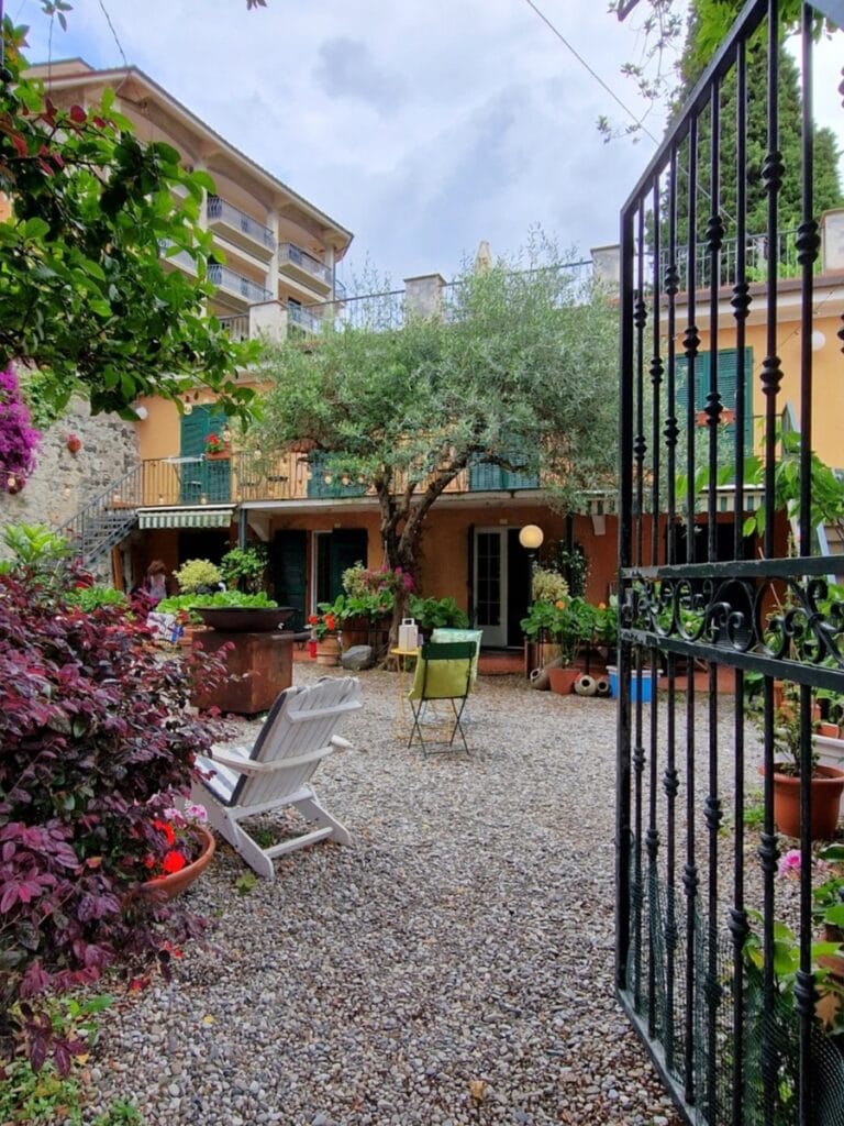 Levanto - Kohti avaraa maailmaa