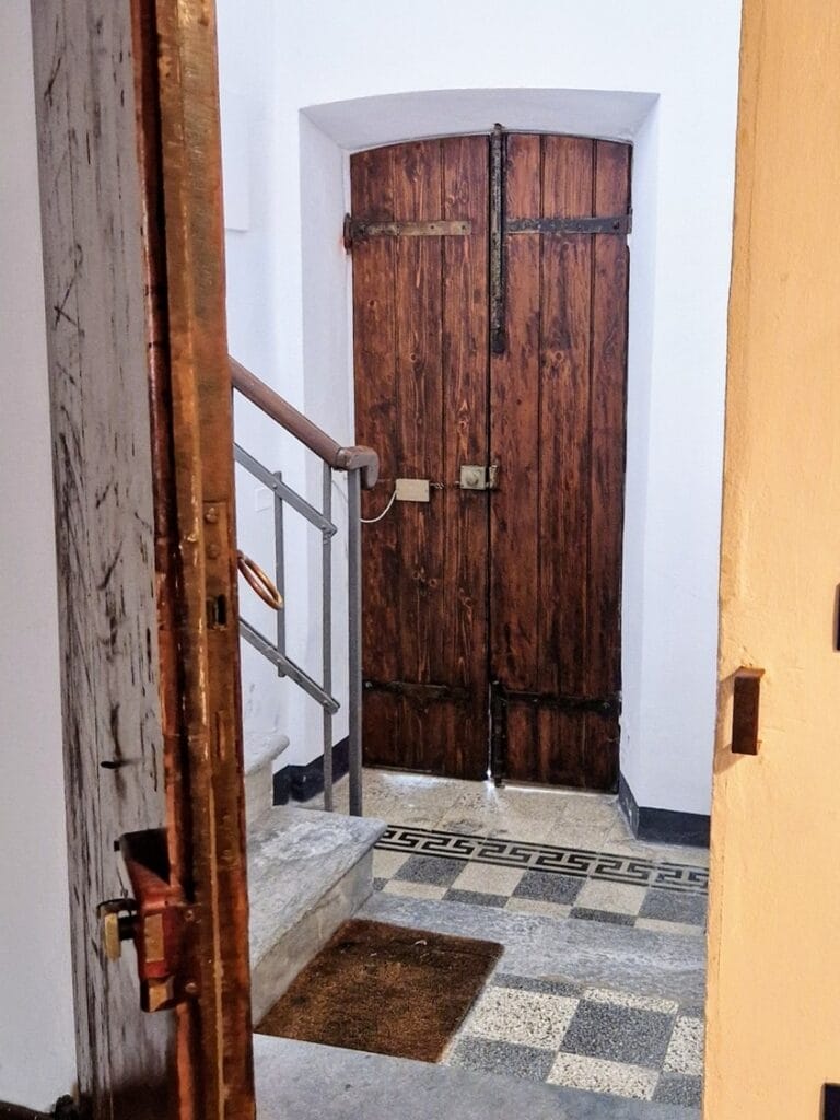 Maioliche Pisa - Kohti avaraa maailmaa