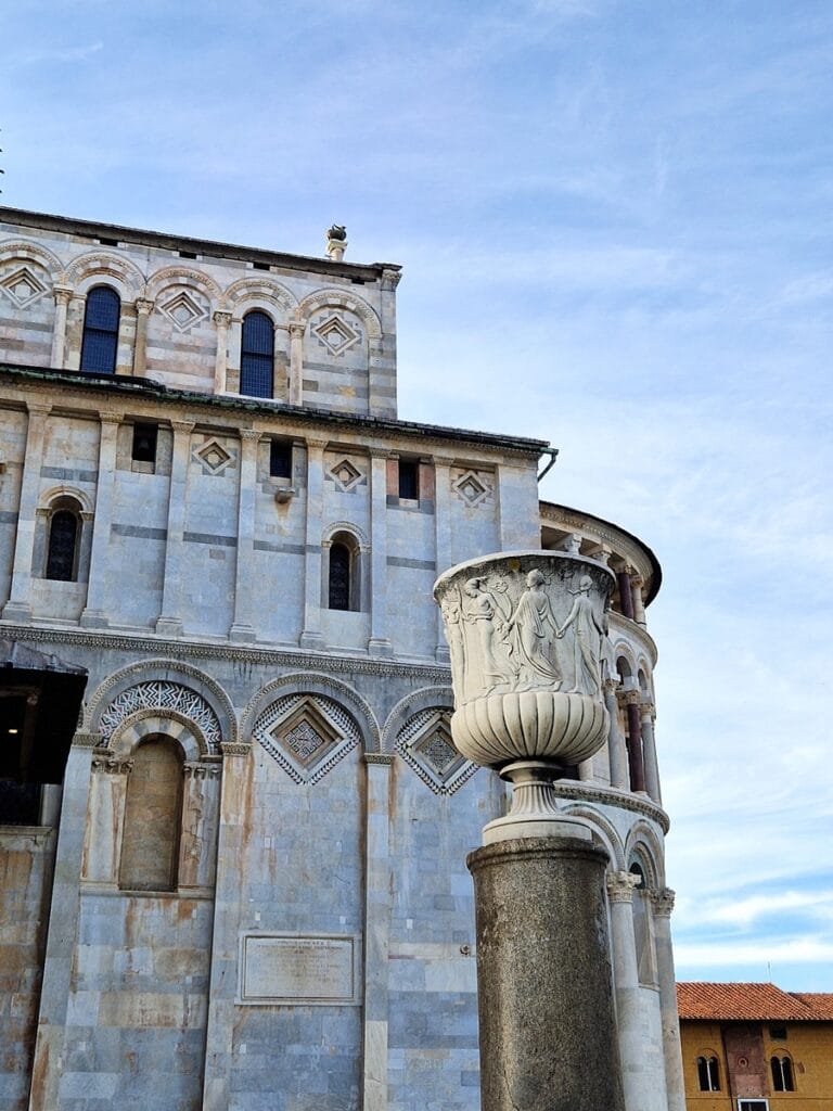 Duomo di Pisa - Kohti avaraa maailmaa