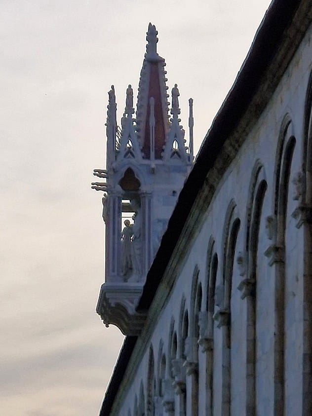 Duomo di Pisa - Kohti avaraa maailmaa