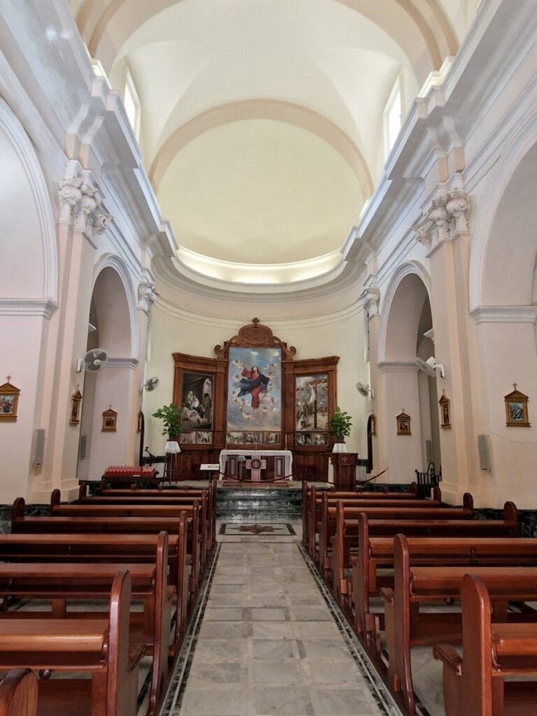 Iglesia Parroquial de Nuestra Señora de la Asunción - Kohti avaraa maailmaa
