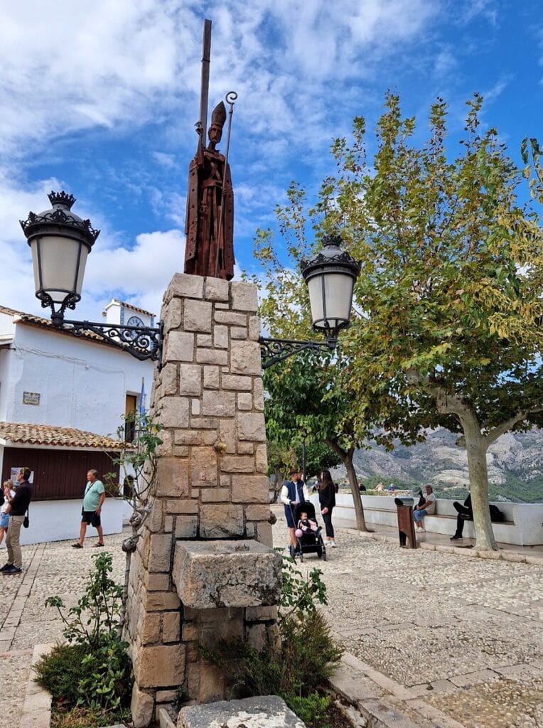 Guadalest - Kohti avaraa maailmaa