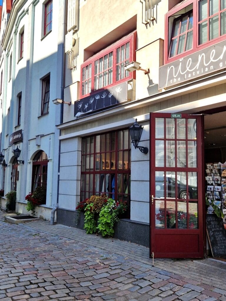 Riika - Kohti avaraa maailmaa