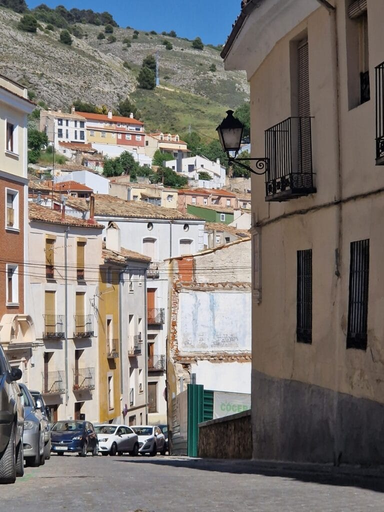 Cuenca - Kohti avaraa maailmaa