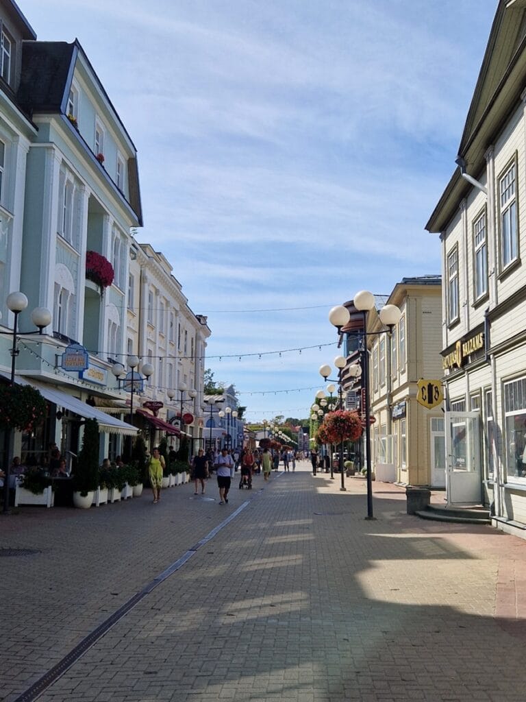 Jürmala - Kohti avaraa maailmaa