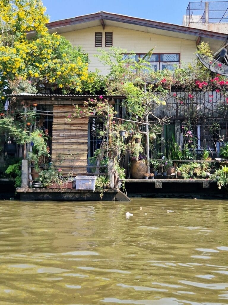 Chao Phraya - Kohti avaraa maailmaa