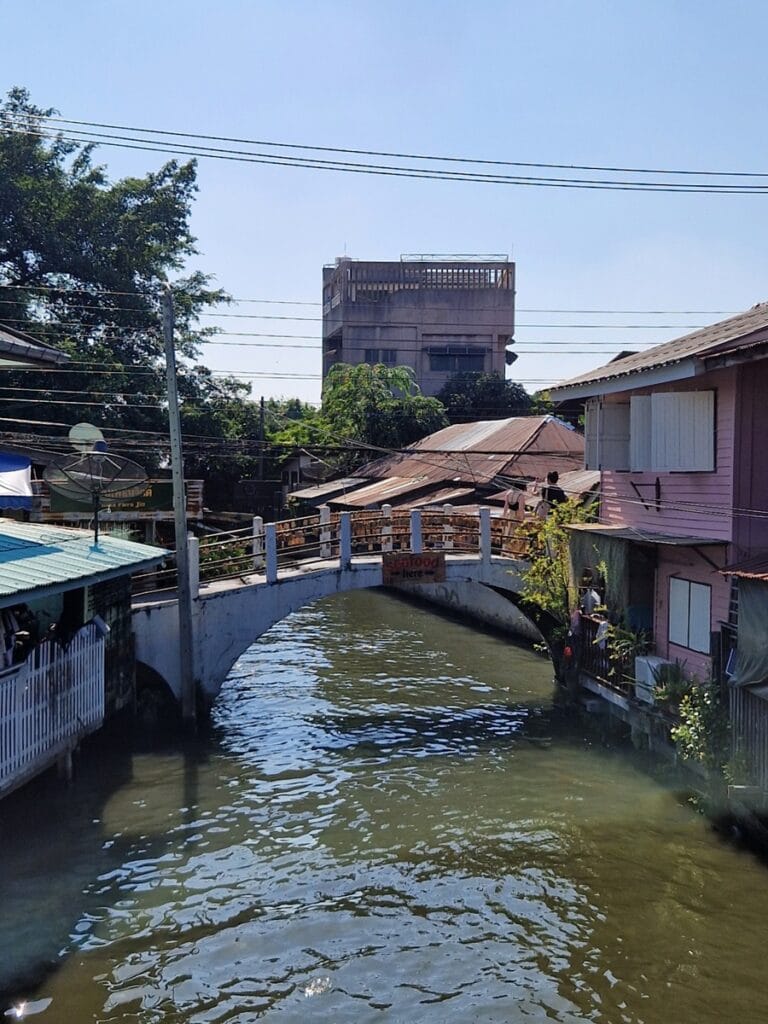 Chao Phraya - Kohti avaraa maailmaa