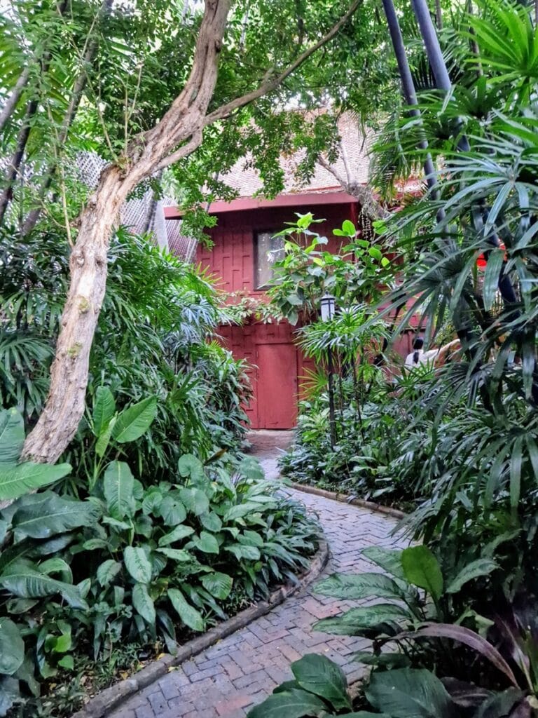 Jim Thompson House - Kohti avaraa maailmaa