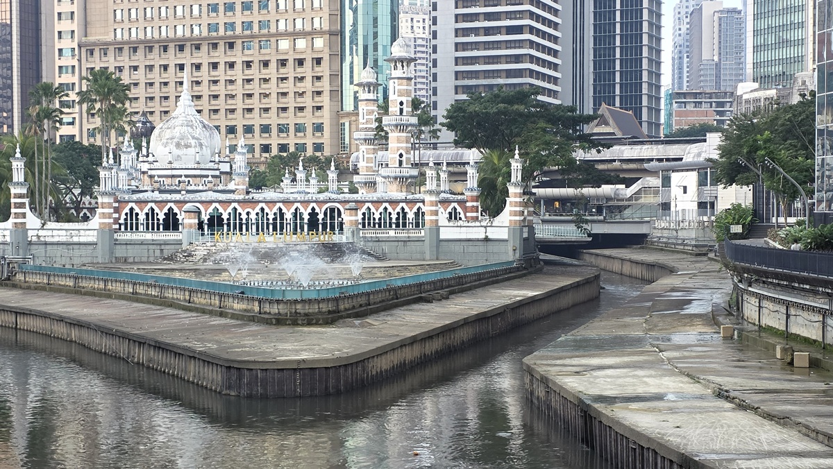 River of Life - Kohti avaraa maailmaa