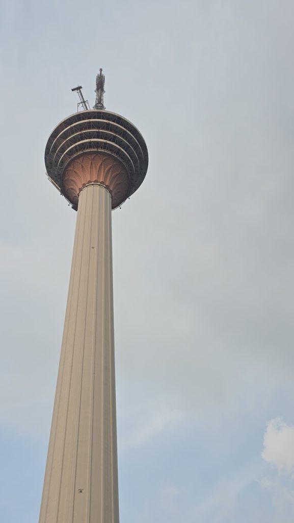 KL-Tower - Kohti avaraa maailmaa