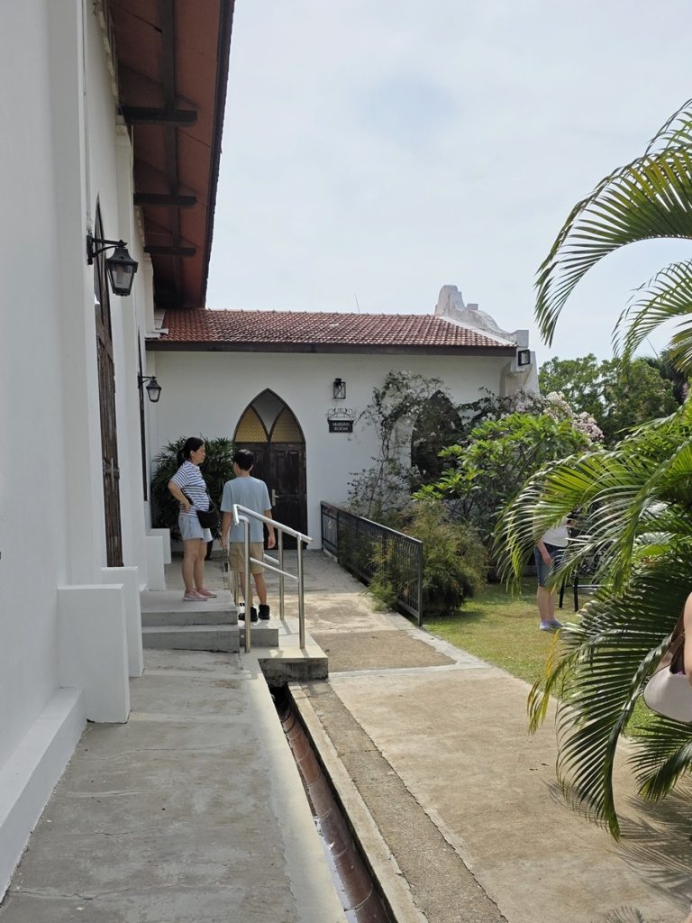 St. Peter’s Church Malakka - Kohti avaraa maailmaa