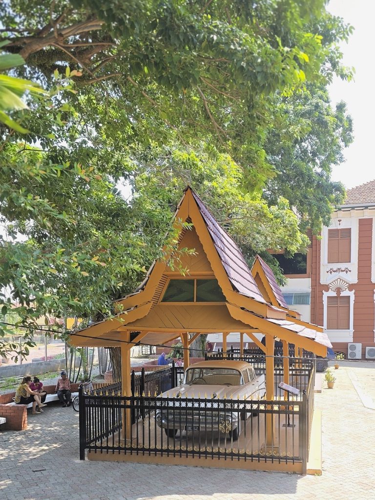 Stadthuys - Kohti avaraa maailmaa