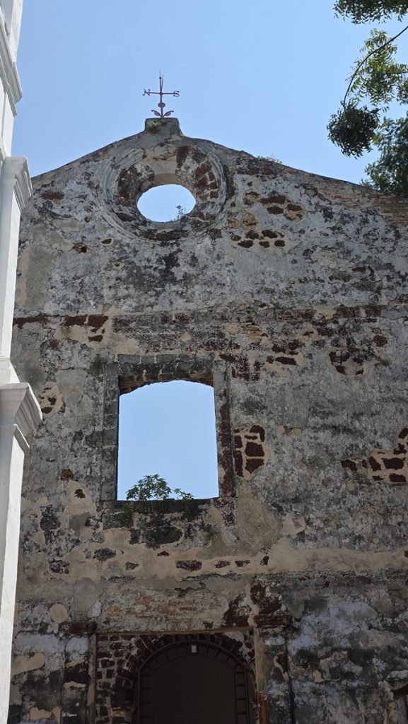 St Paul Malakka - Kohti avaraa maailmaa