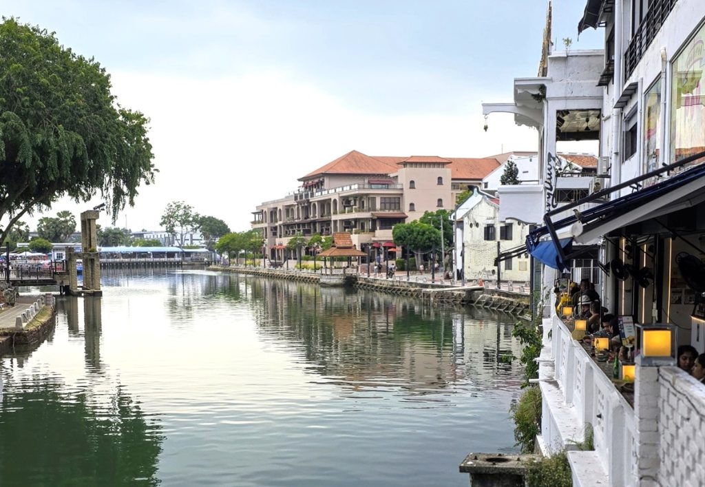 Malakka - Kohti avaraa maailmaa