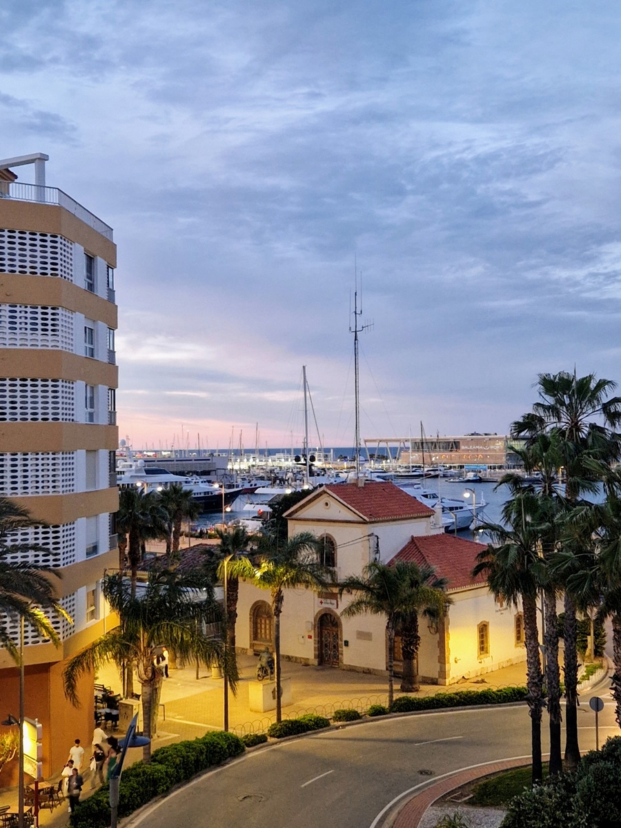 Dénia - Kohti avaraa maailmaa