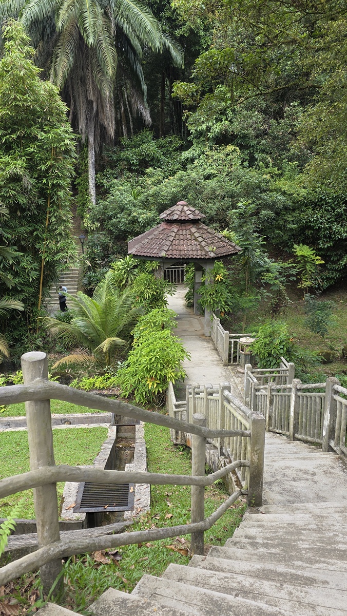 Perdana Botanical Garden - Kohti avaraa maailmaa