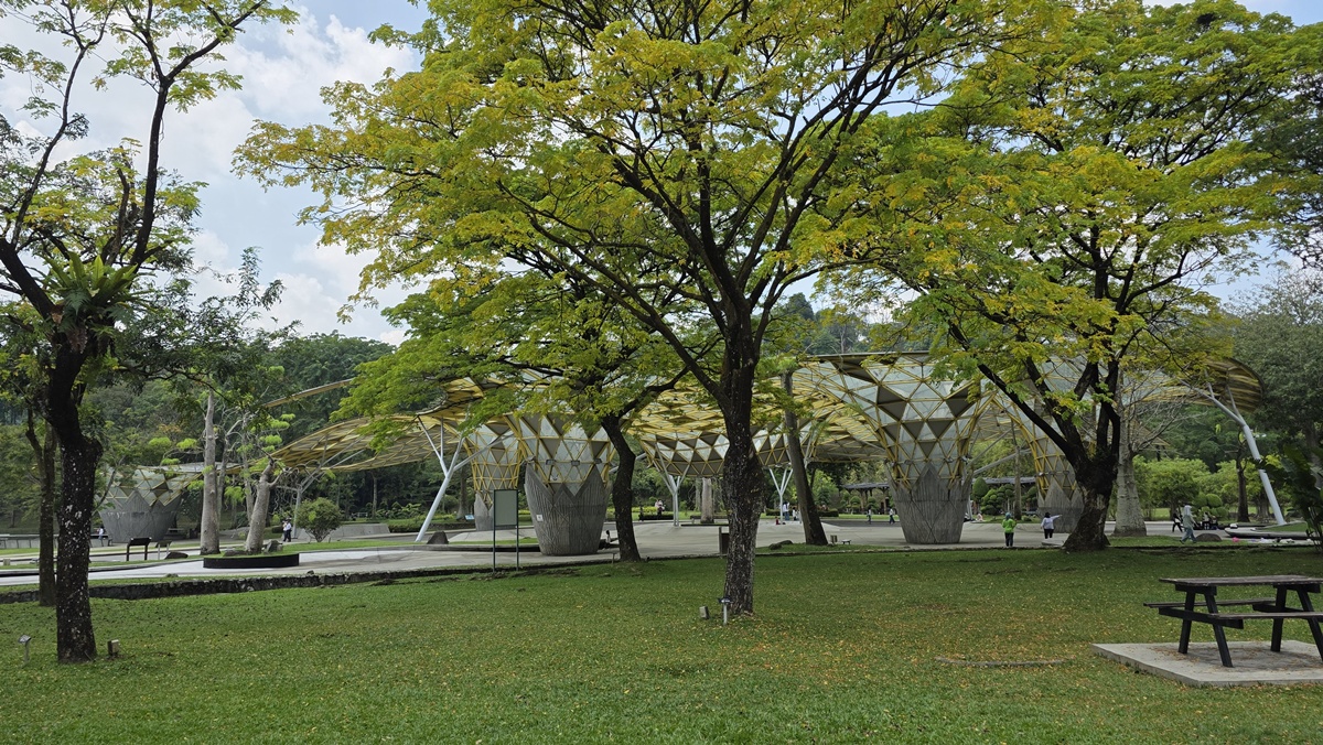 Perdana Botanical Garden - Kohti avaraa maailmaa