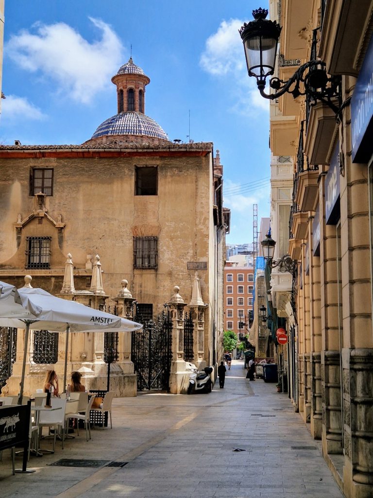 Valencia - Kohti avaraa maailmaa