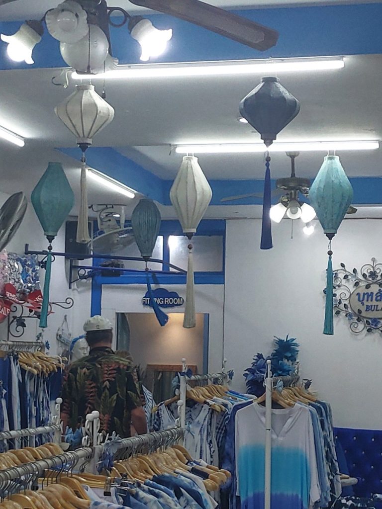 Thalang Roadin Walking Street -markkinat
