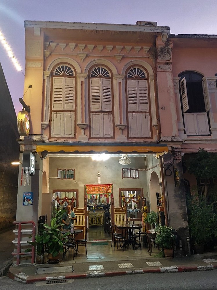 Phuket Town – värikkäitä taloja ja kiehtova Chinpracha House