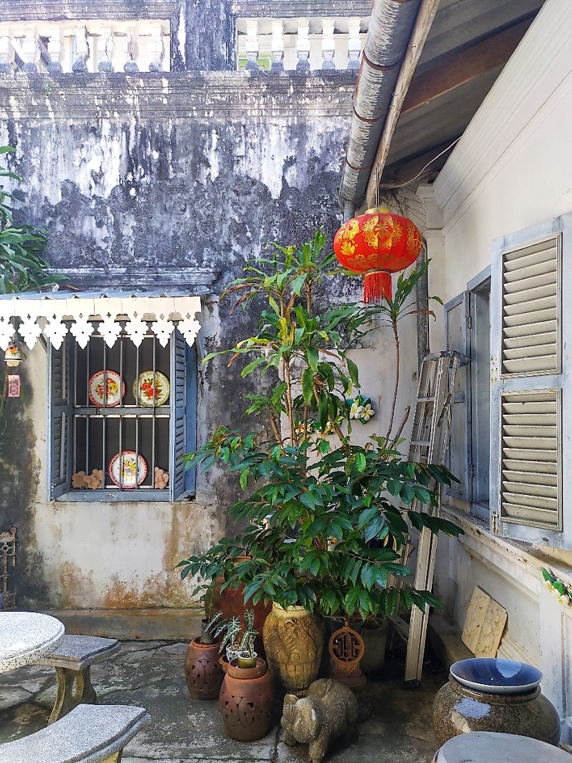 Chinpracha House