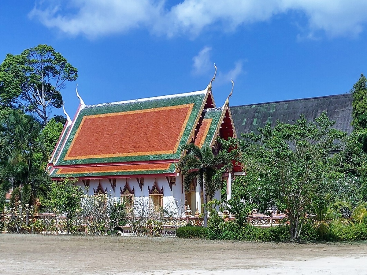 Wat Mongkol Wararam